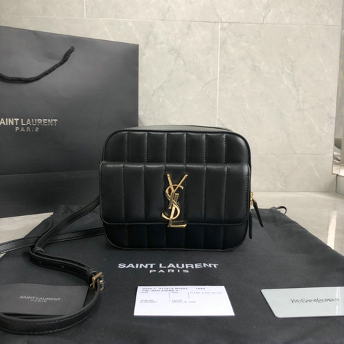 2019 New Saint Laurent Vicky camera bag in black quilted leather