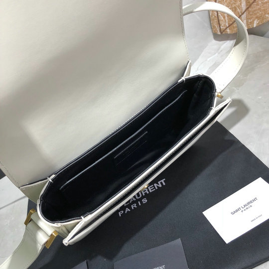 2019 New Saint Laurent LE 61 Medium Saddle Bag in blanc vintage smooth ...